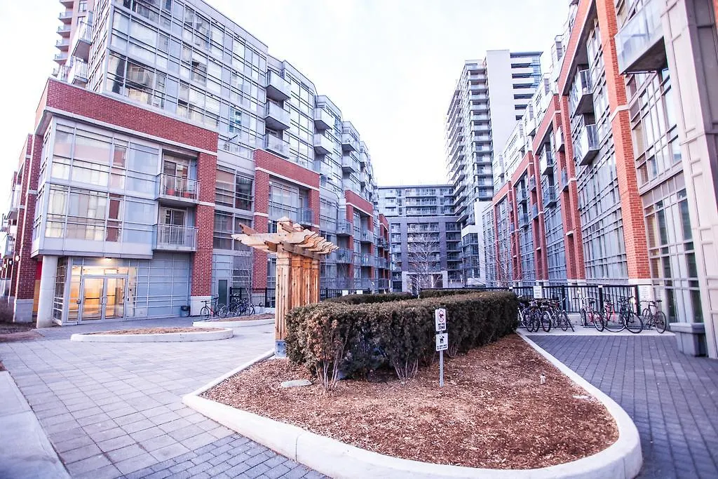 Pinnacle Suites - Queen West Lofts Toronto 0*,  Kanada