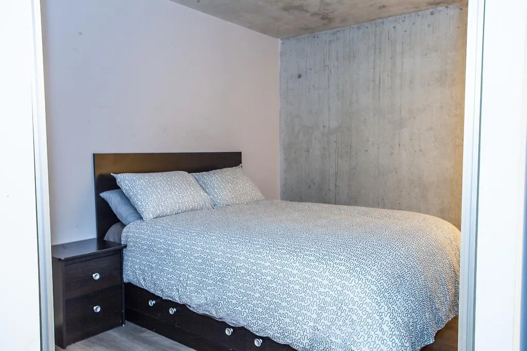 Apartament Pinnacle Suites - Queen West Lofts Toronto Kanada